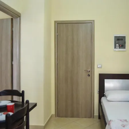 شقة One-bedroom In *